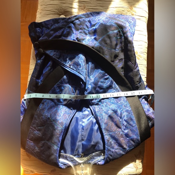 Samuel Dong shimmering blazer in royal blue - Picture 6 of 10